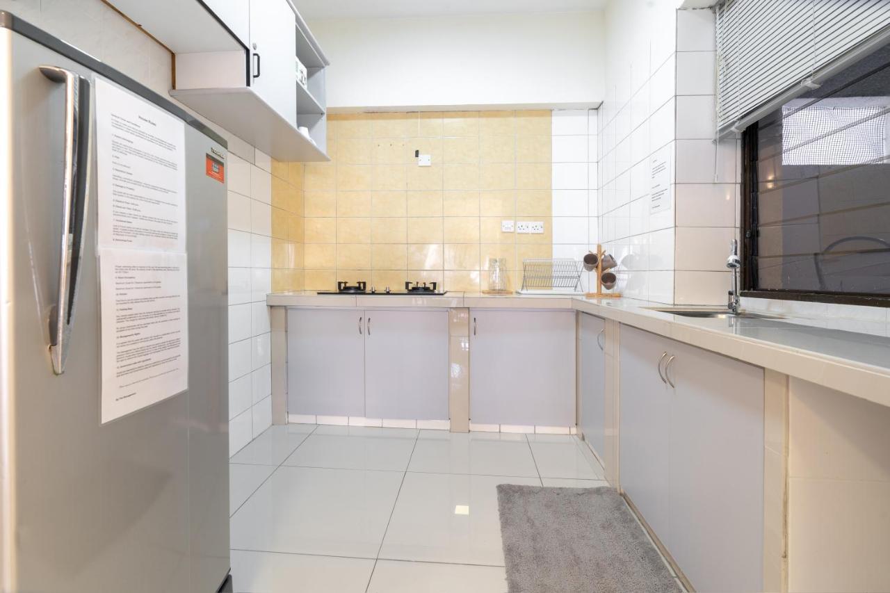 Deluxe Suite Seaview Batu Ferringhi 2304 - 2 Rooms מראה חיצוני תמונה